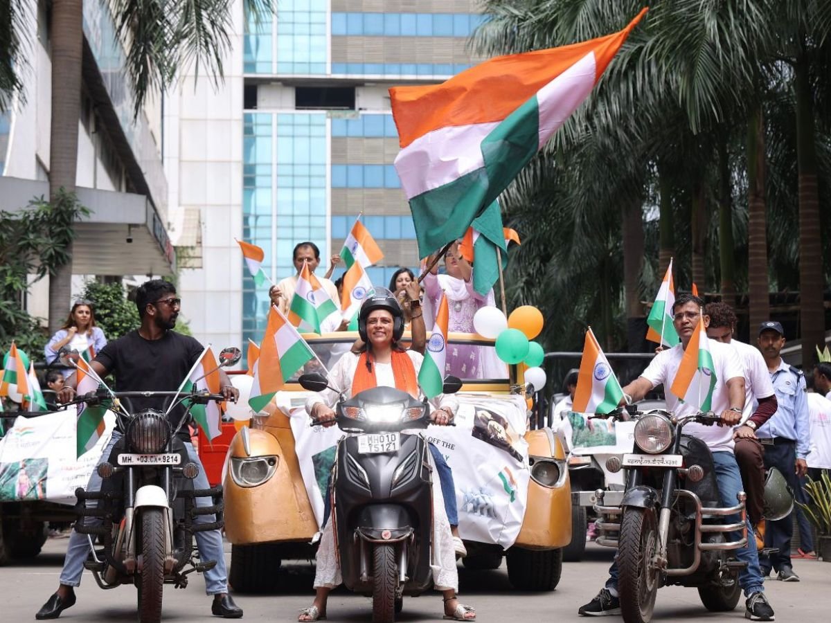 Nidarshana Gowani Organizes Bike Rally at Kamala Mills to Celebrate Indian Independence and Promote Women Empowerment