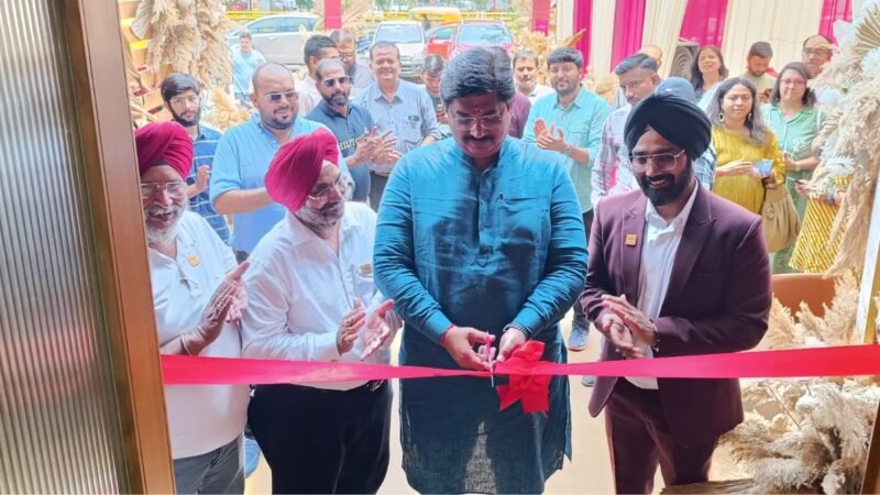 Shagun Ratna Gems and Jewellers inaugurates new showroom in Ahmedabad
