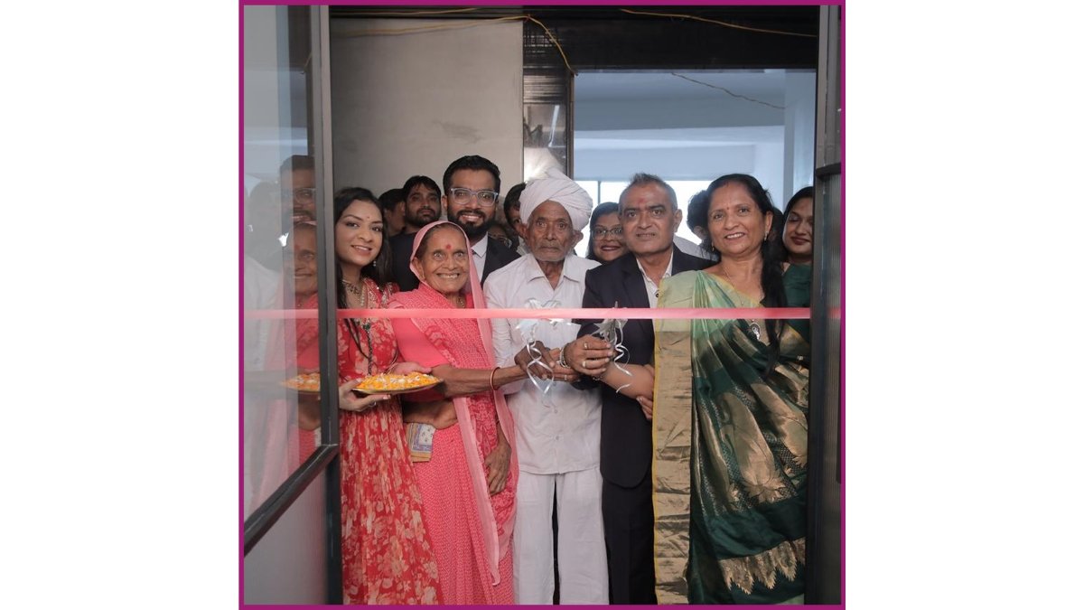 Dr. Chirag Kevadiya’s new branch of SG IVF & Women’s Care inaugurated at Sarthana