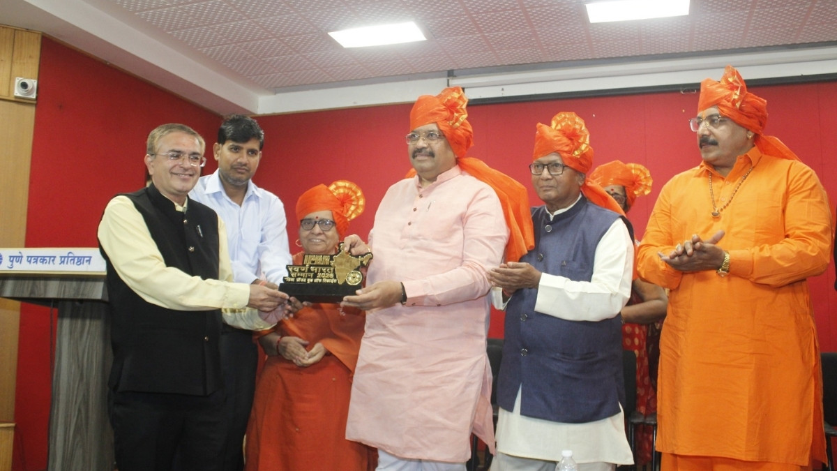 Dr. Shankar Ghanshamdas Andani Creates Literary History with 106 Self-Authored Books Published in a Single Day, Earns Multiple World Record Recognitions